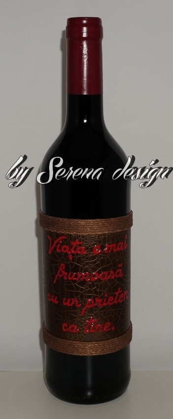 Sticla cu vin personalizata, decorata cu mesaj