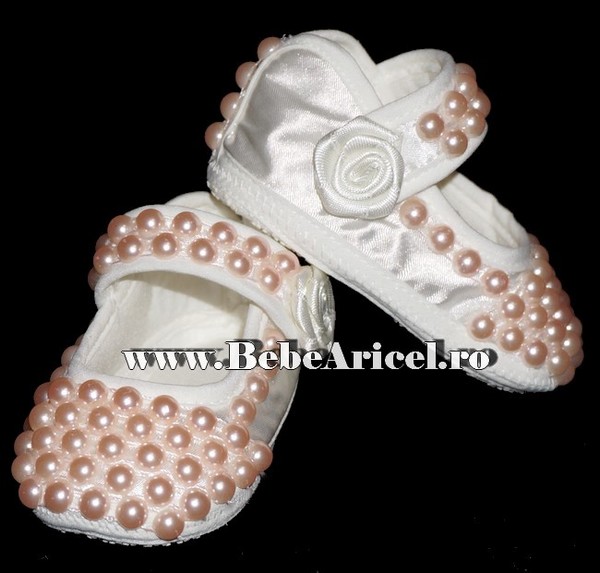 Pantofiori pentru botez pentru fetite PEARLS