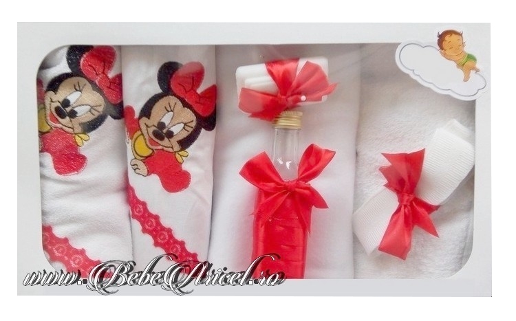 Trusou pentru botez (7 piese) brodat - BABY MINNIE MOUSE