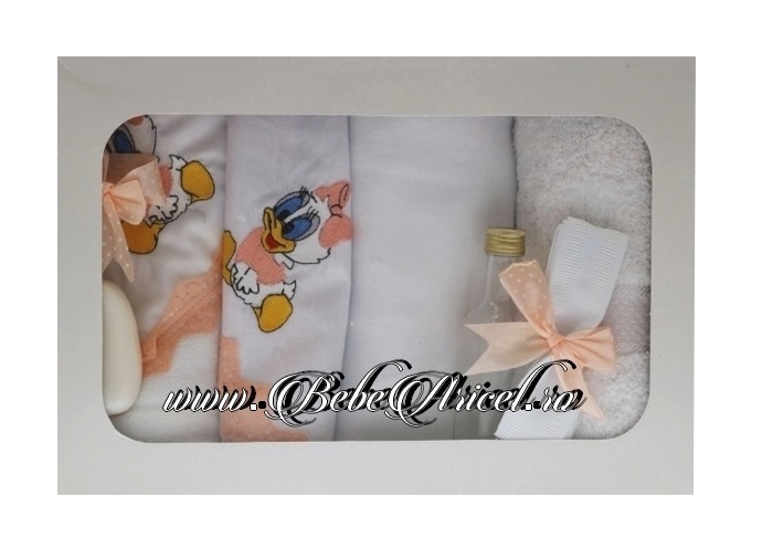 Trusou pentru botez (7 piese) brodat - BABY DAISY