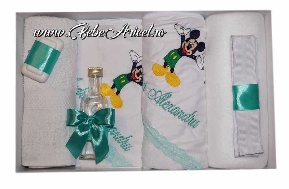 Trusou pentru botez (7 piese) brodat - MICKEY MOUSE