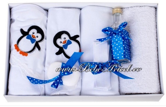 Trusou pentru botez (7 piese) brodat - PINGUIN