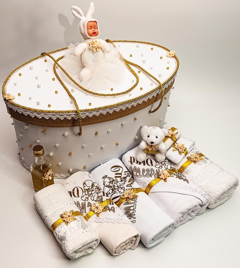 Cutie pentru trusou de botez si trusou de botez IEPURAS 
