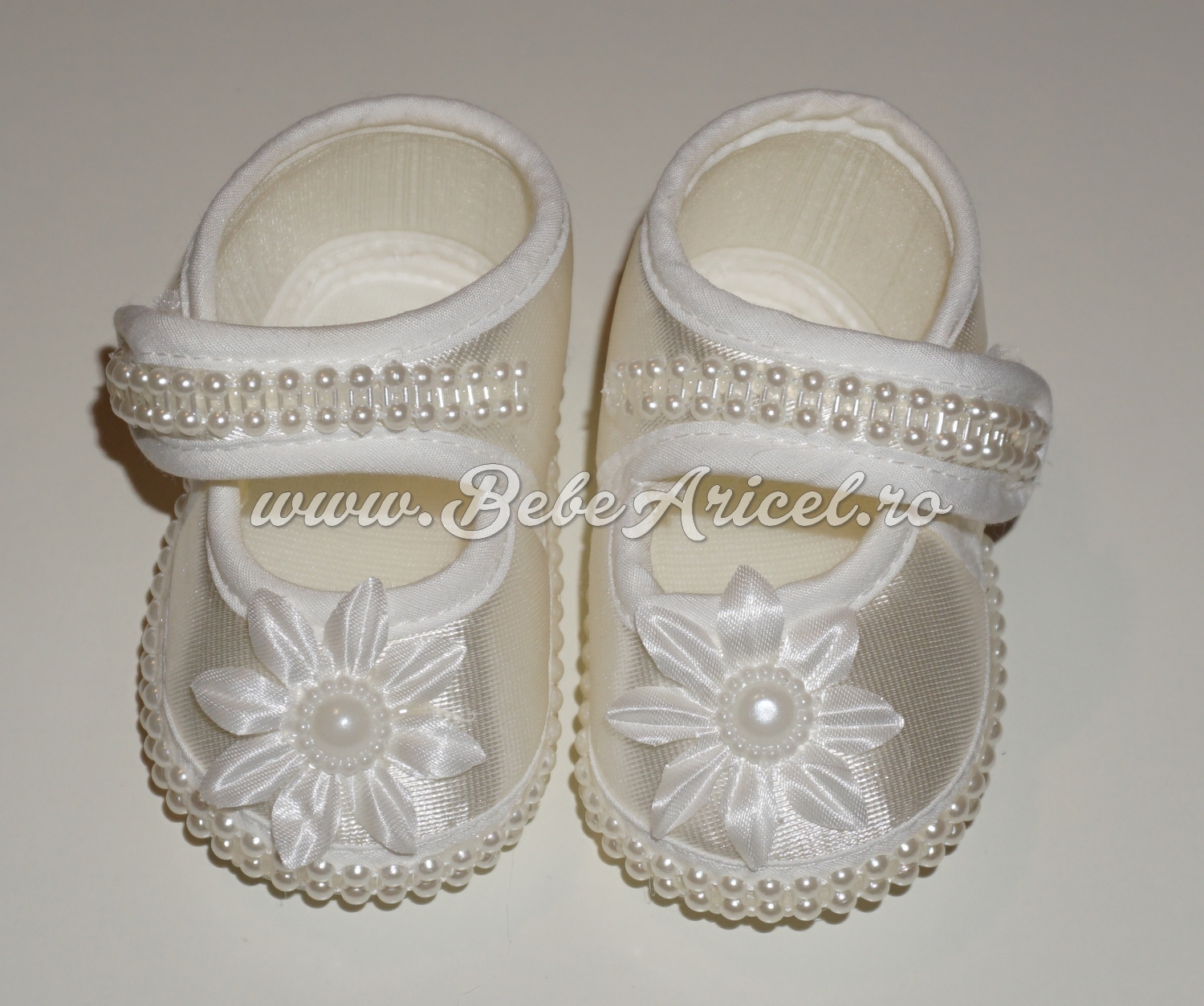 Pantofiori pentru botez pentru fetite FLOWER