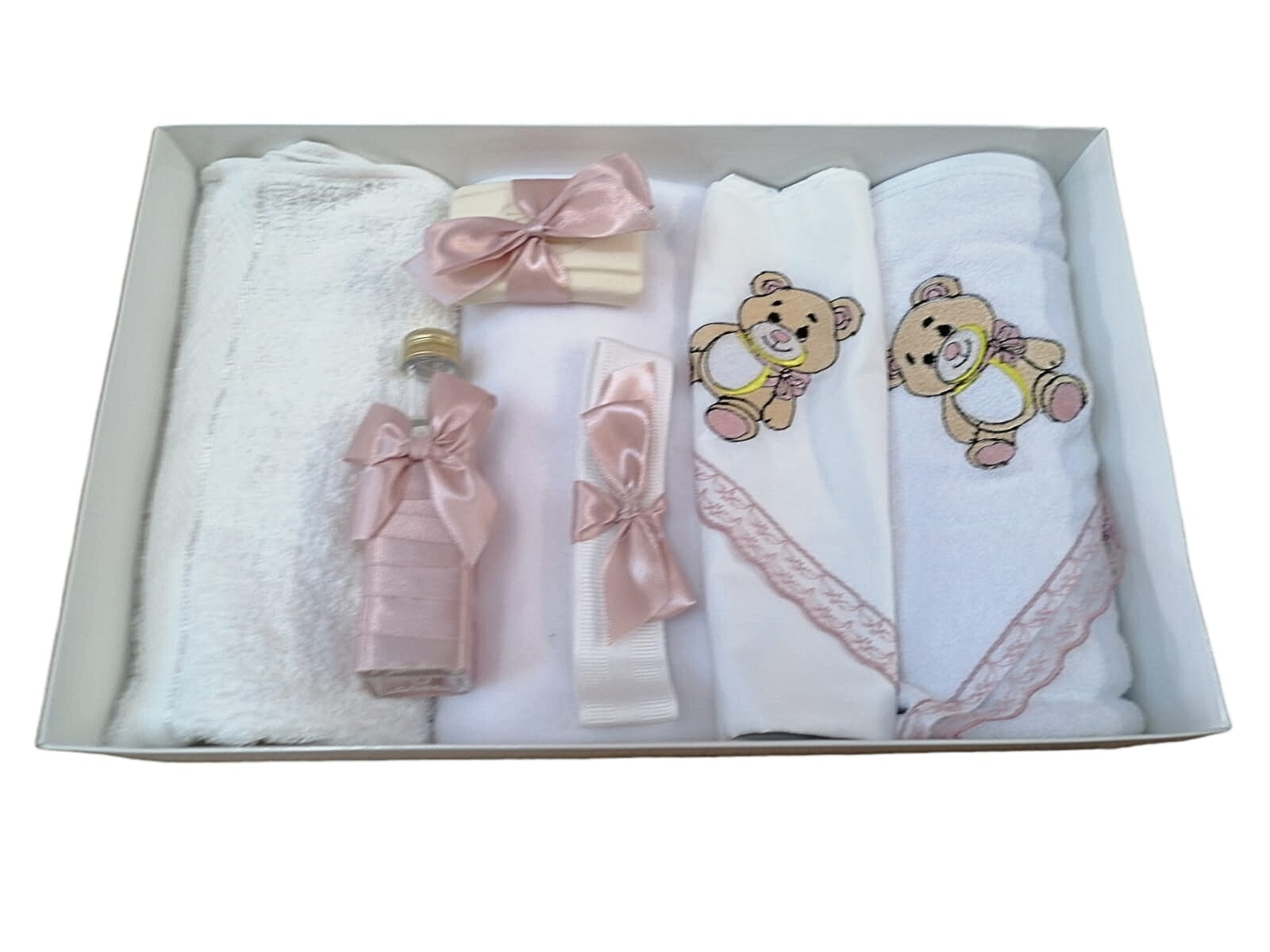 Trusou pentru botez (7 piese) brodat - URSULET 