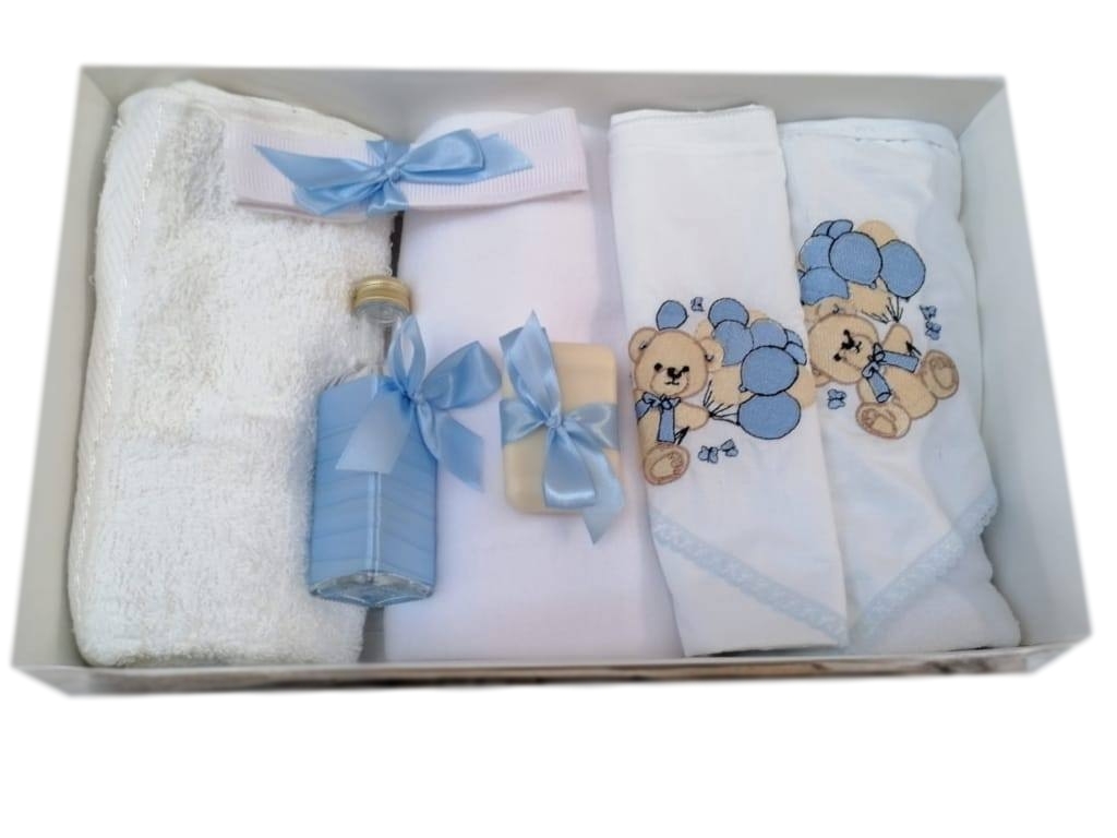 Trusou pentru botez (7 piese) brodat - URSULET 