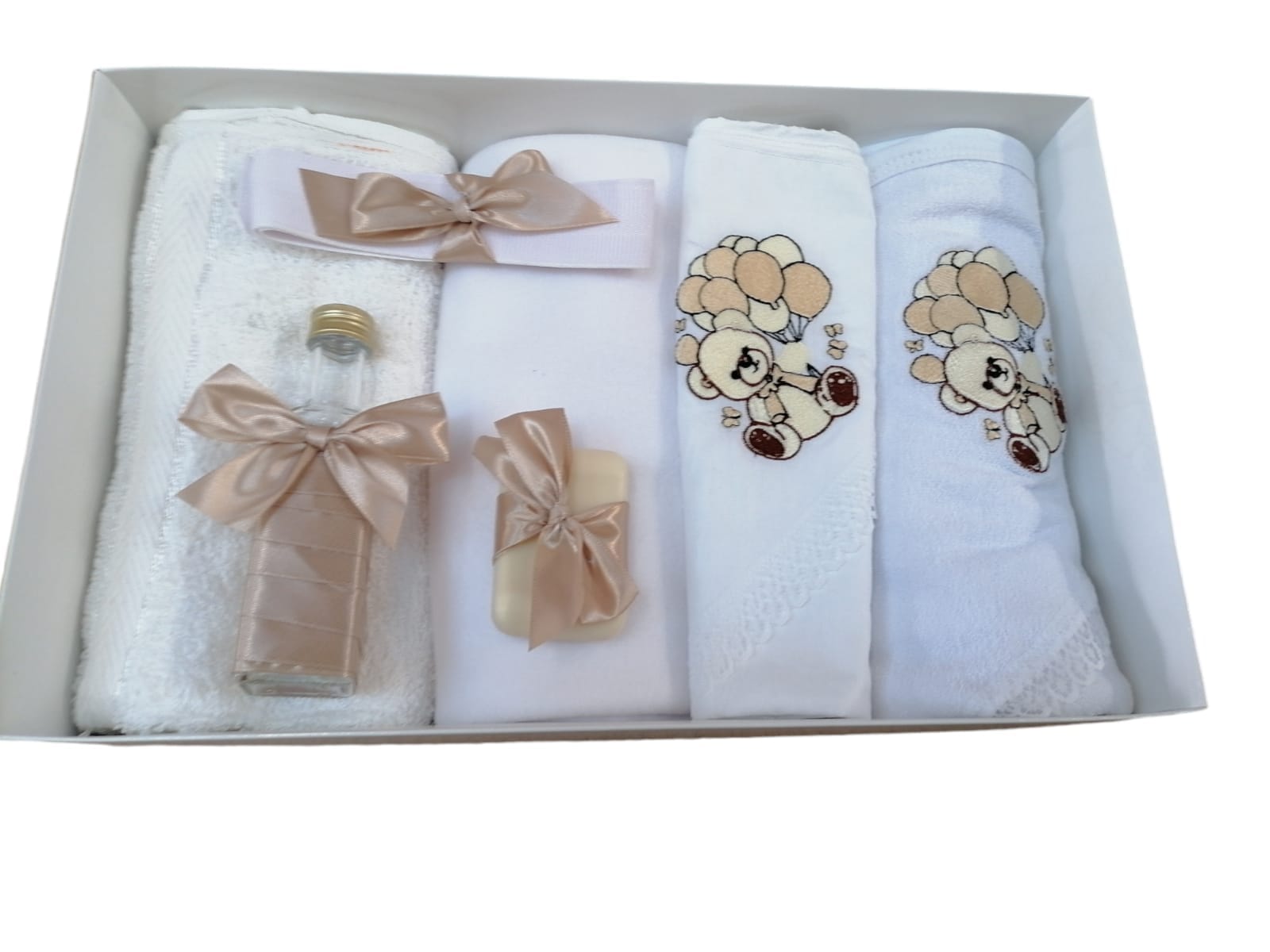 Trusou pentru botez (7 piese) brodat - URSULET 